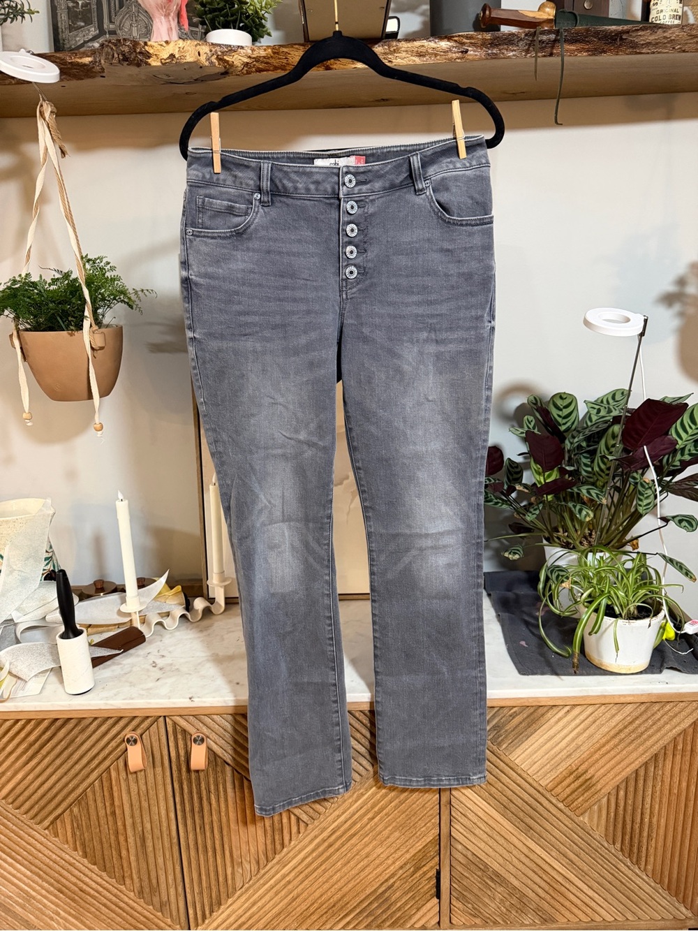 cabi Women's Button-Fly Straight-Leg Faded Grey Jeans 31” Inseam